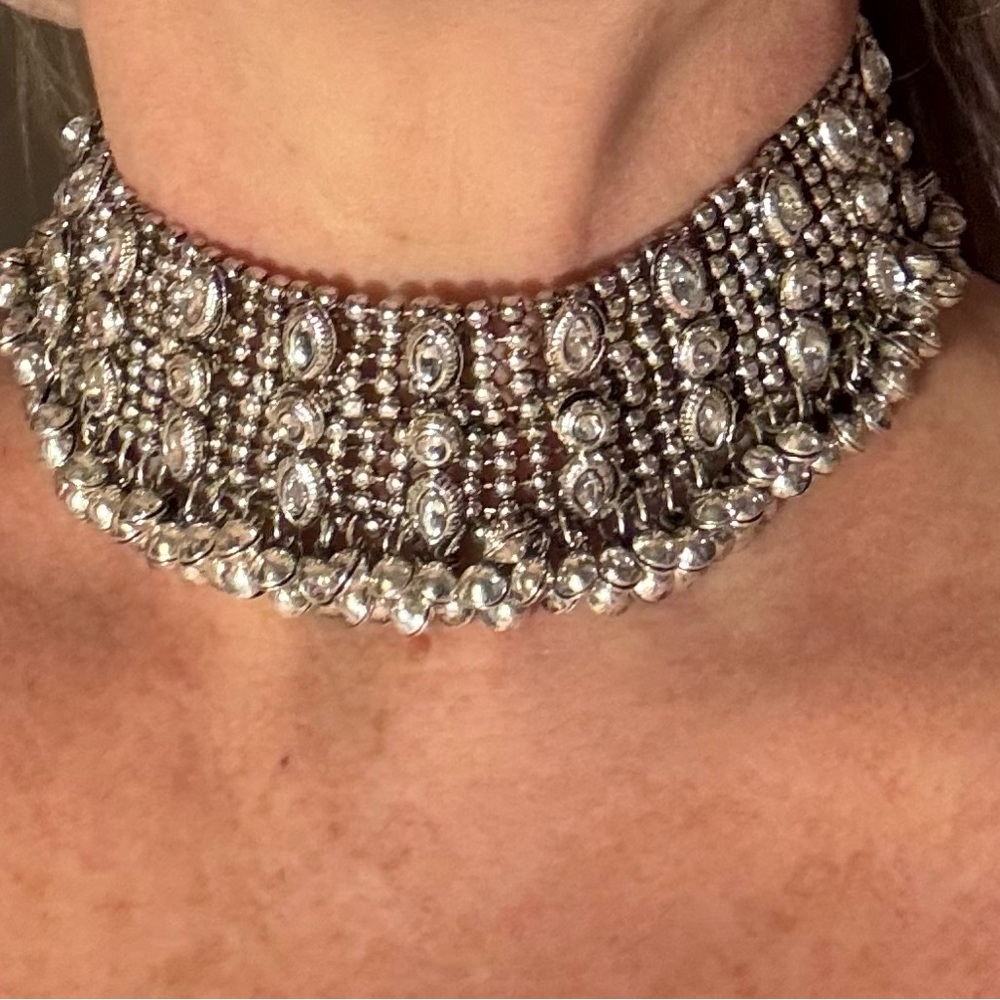 Elegant Silver Choker Necklace